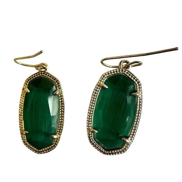 Kendra Scott Dani earrings in gold and emerald cat's eye - Picture 9 of 9
